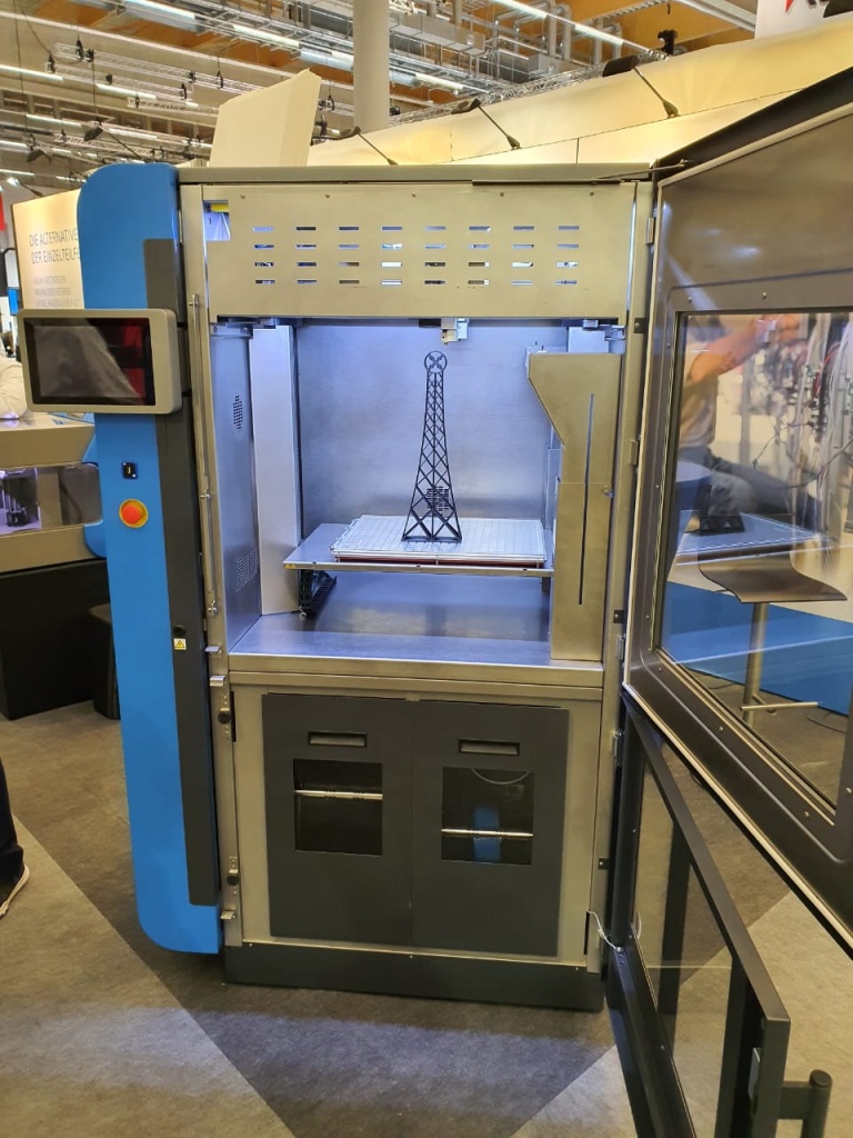 Профессиональные 3D-принтеры для печати тугоплавкими высокоэксплуатационными термопластиками, включая работу с угленаполненными (композитными) материалами..jpeg